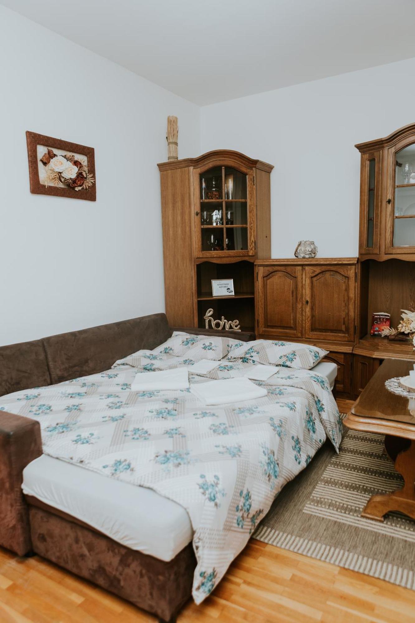 Apartman Antonio Gospic Ngoại thất bức ảnh