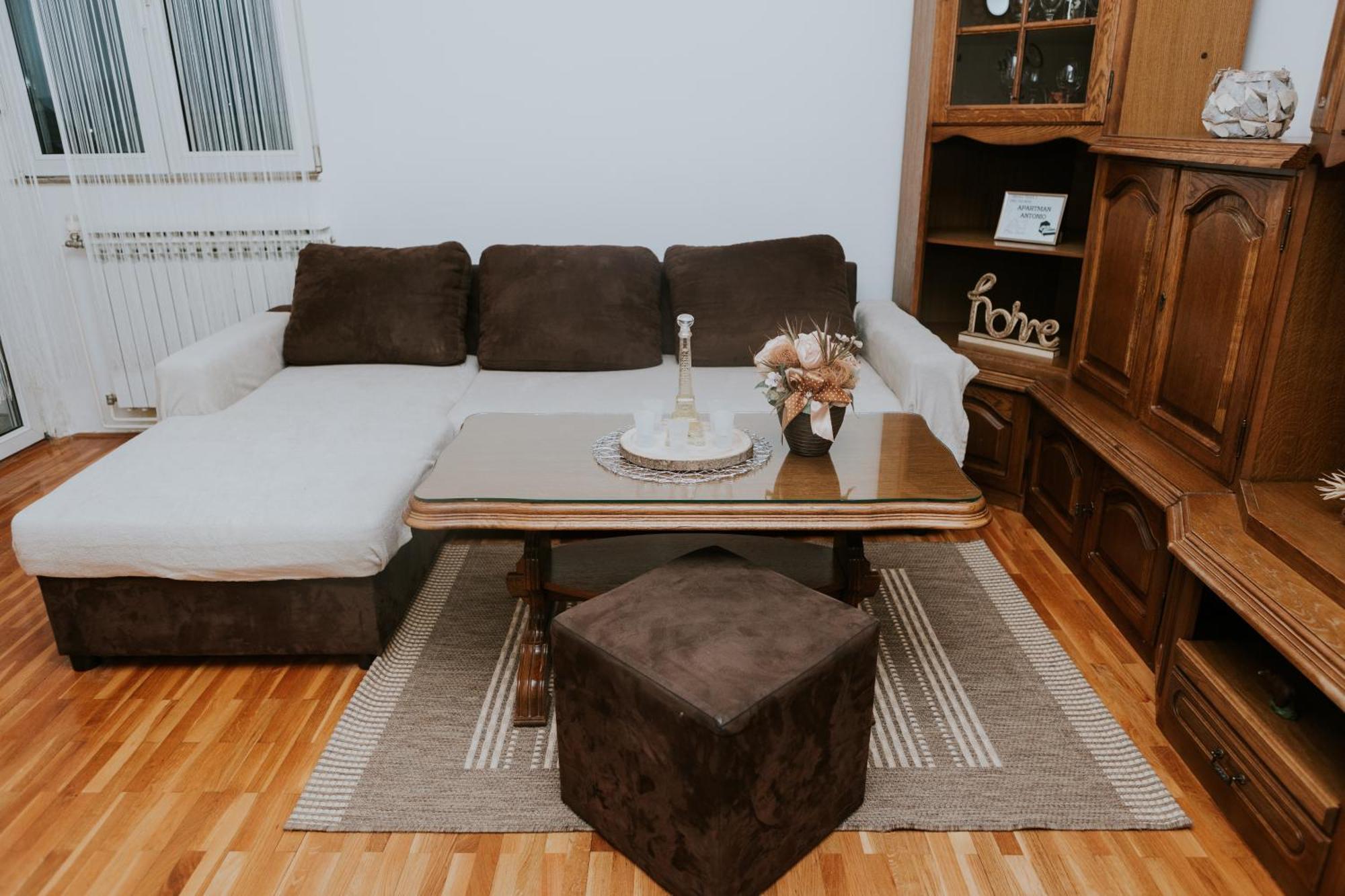 Apartman Antonio Gospic Ngoại thất bức ảnh